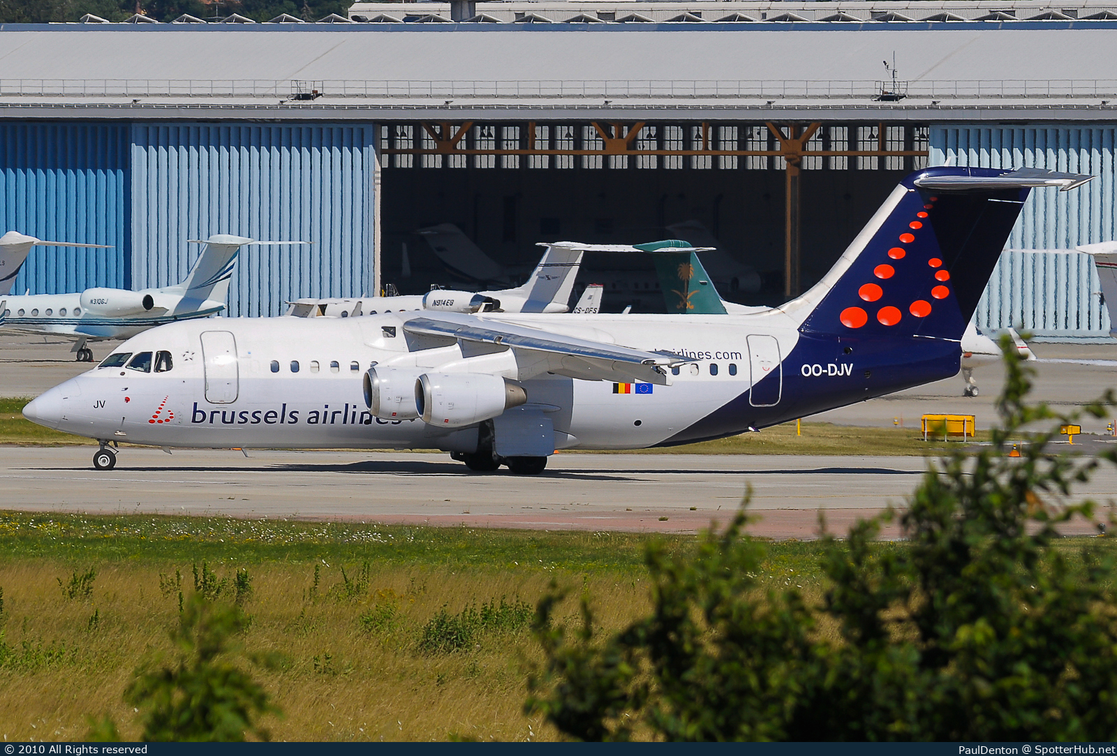Photo of OO-DJV - British Aerospace Avro RJ85 operated by Brussels Airlines