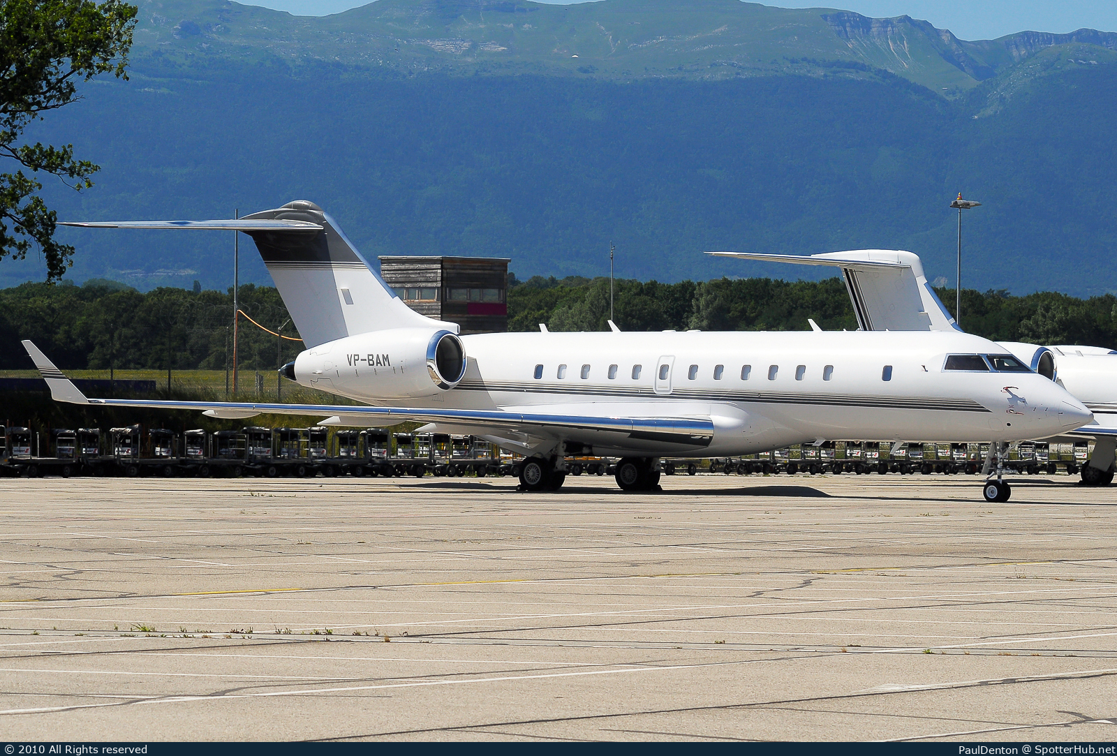 Photo of VP-BAM - Bombardier Global 5000 operated by Theberton Ltd.