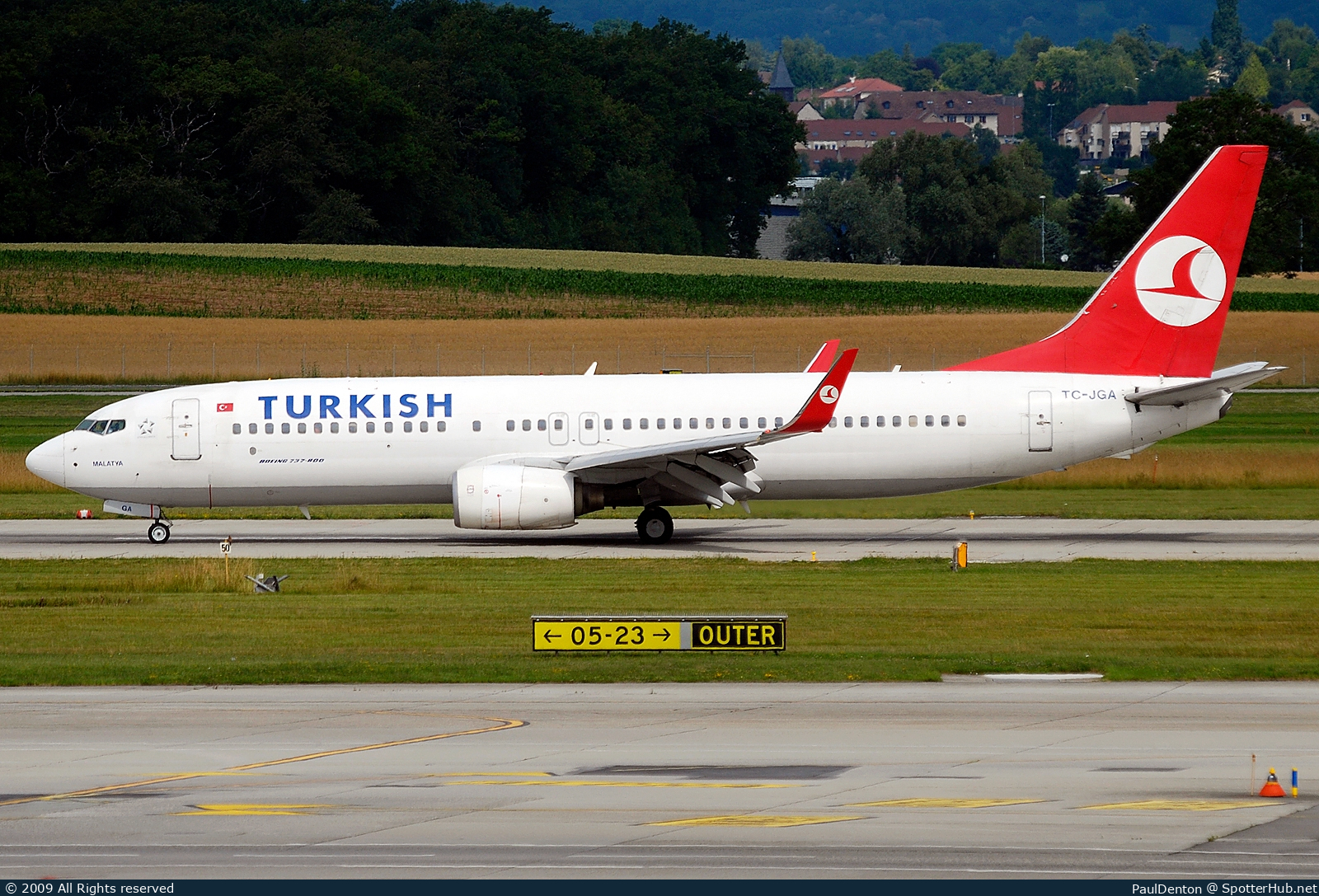 Photo of TC-JGA - Boeing 737-8F2 operated by Turkish Airlines