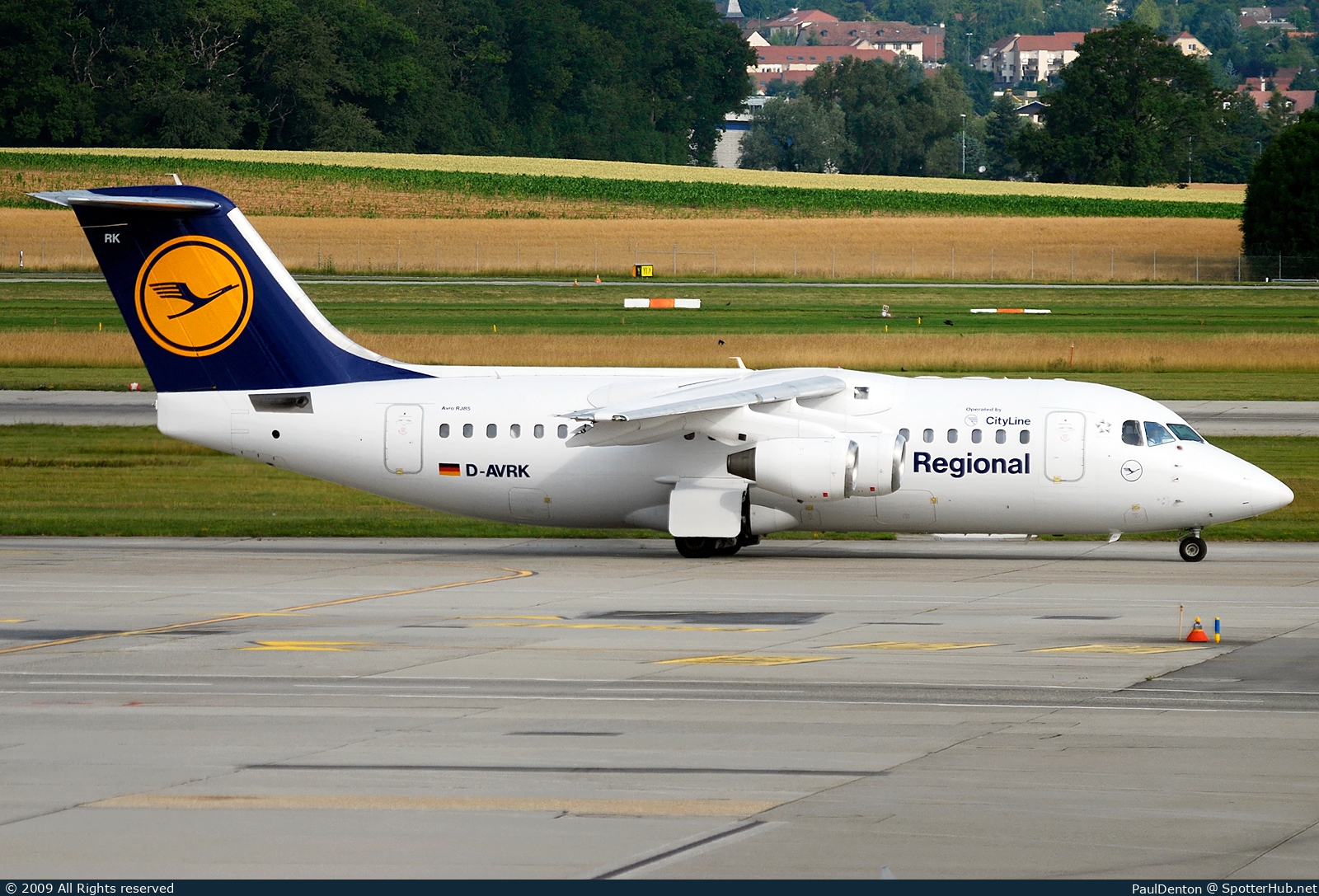 Photo of D-AVRK - British Aerospace Avro RJ85 operated by Lufthansa CityLine