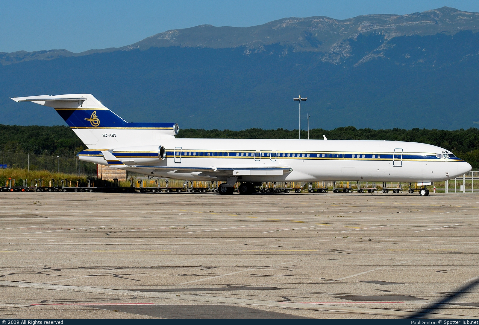 Photo of HZ-AB3 - Boeing 727-2U5(Adv)(RE) operated by Al Anwa Aviation