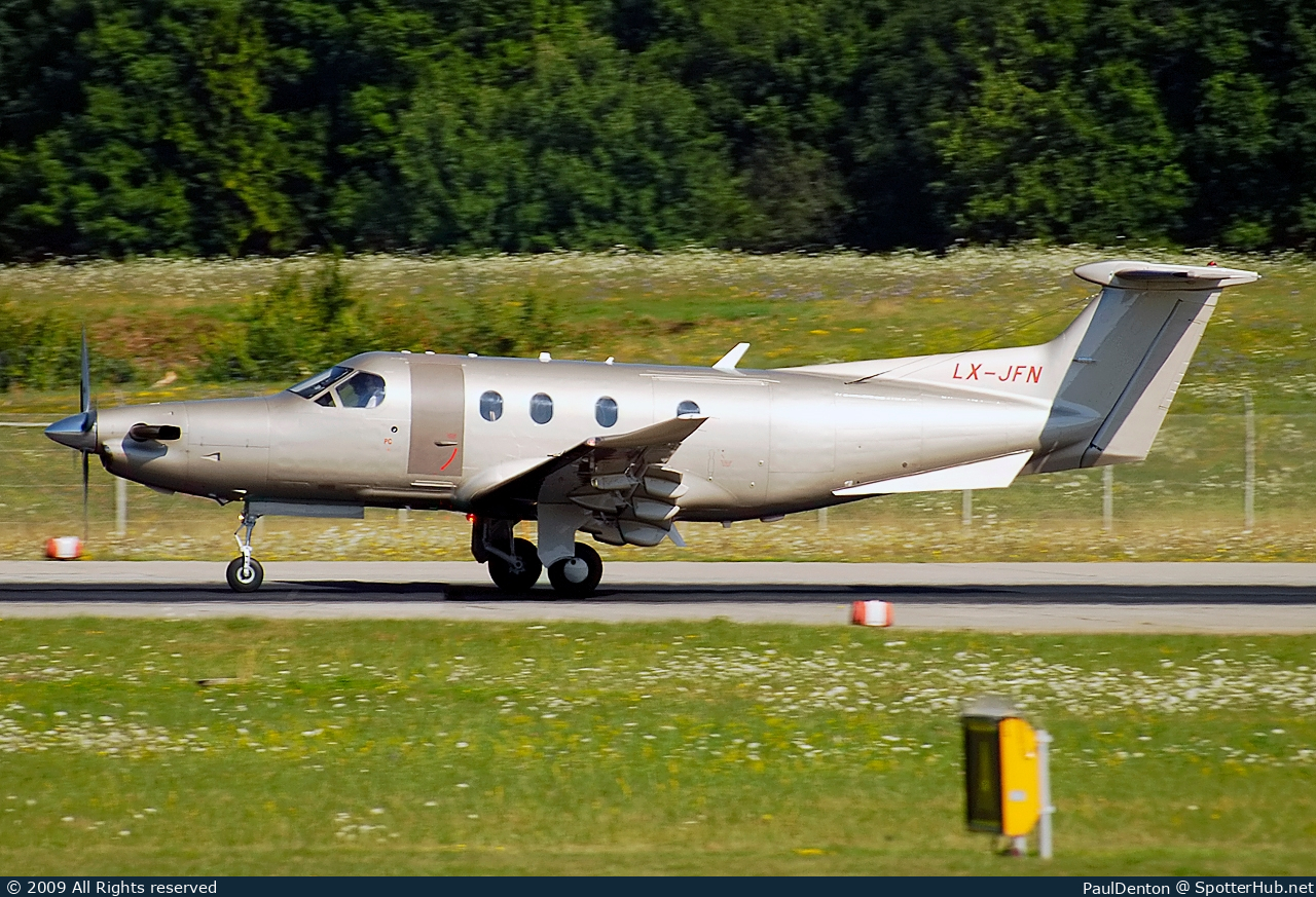 Photo of LX-JFN - Pilatus PC-12/47 operated by Jetfly Aviation
