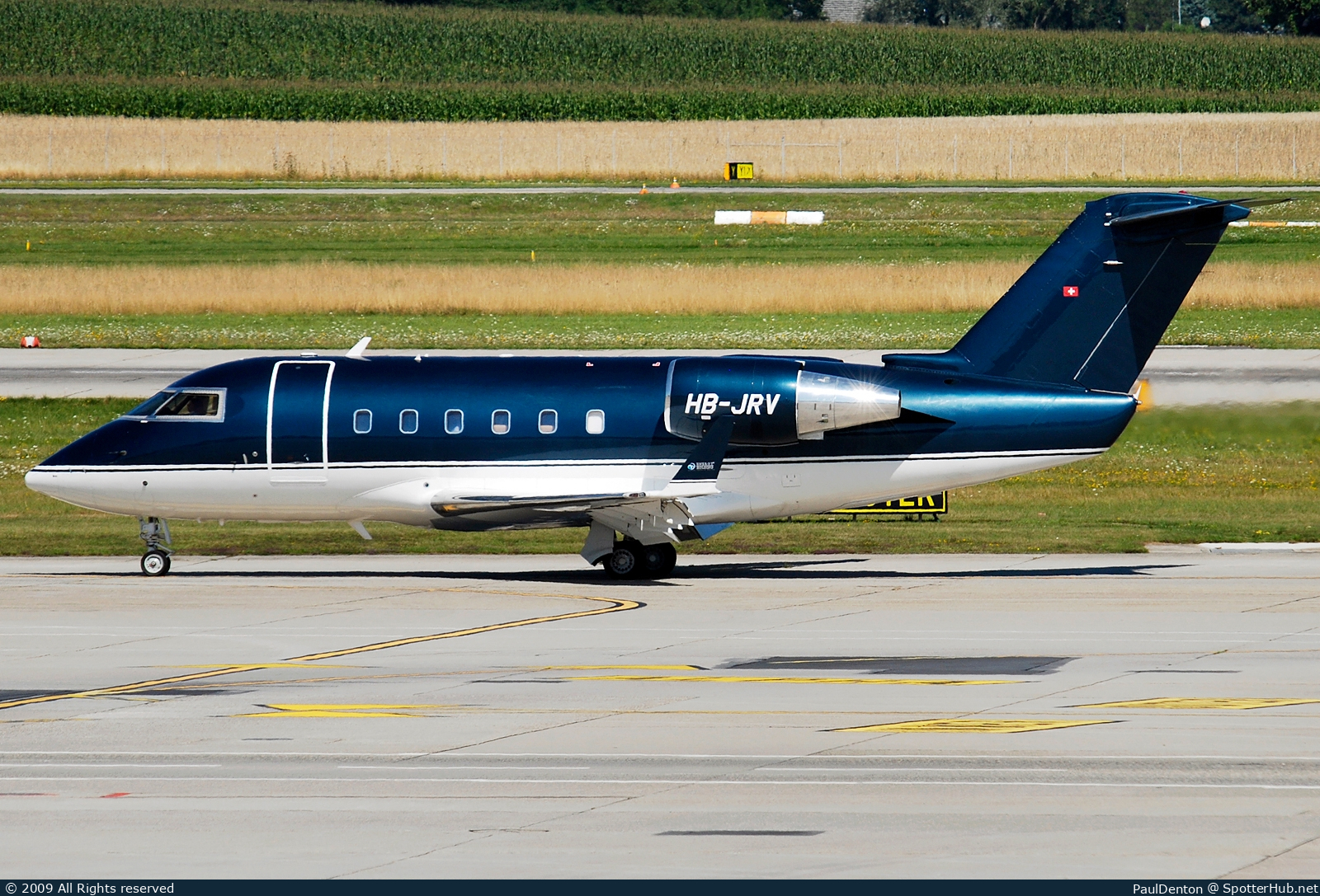 Photo of HB-JRV - Bombardier Challenger 601-3A operated by Sonnig SA
