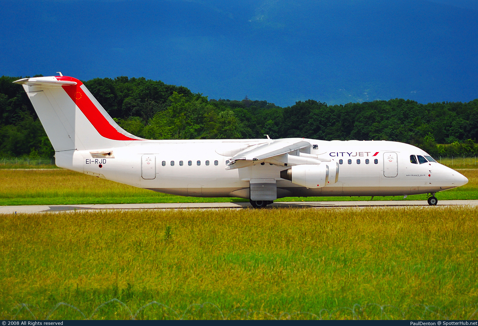 Photo of EI-RJD - British Aerospace Avro RJ85 operated by CityJet