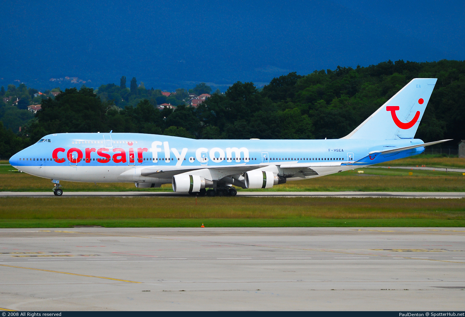 Photo of F-HSEA - Boeing 747-422 operated by Corsairfly