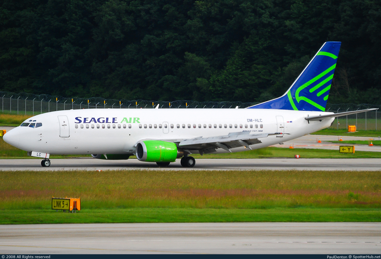 Photo of OM-HLC - Boeing 737-33A operated by Seagle Air