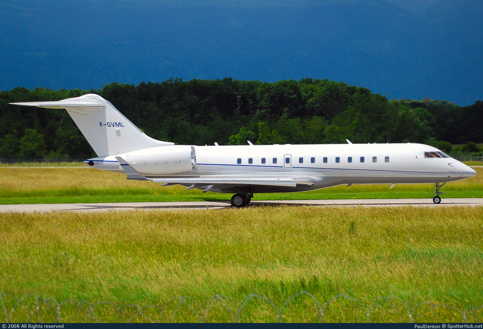 Photo of F-GVML - Bombardier Global Express operated by Unijet