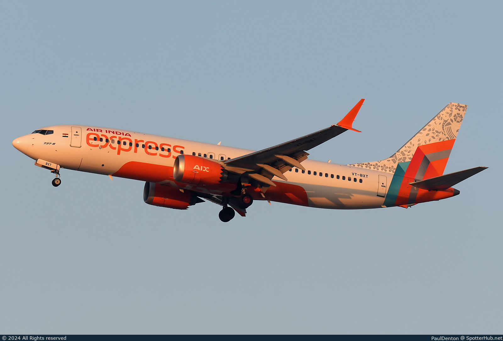 Photo of VT-BXT - Boeing 737 MAX 8 operated by Air India Express