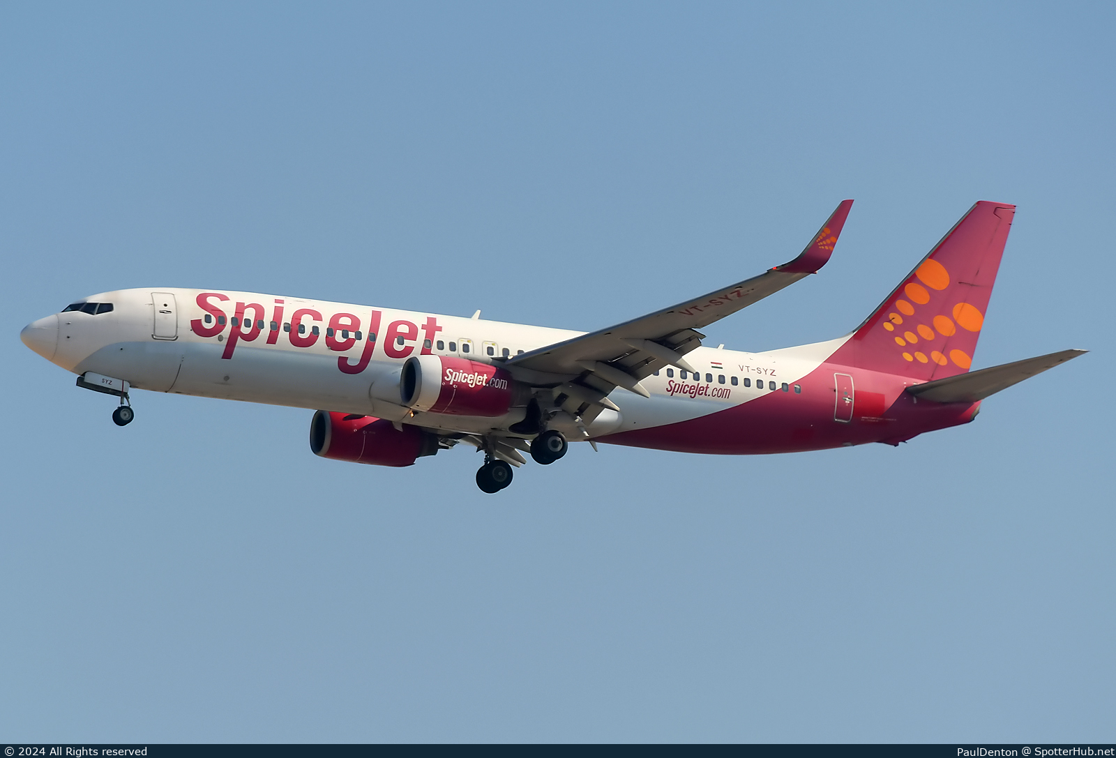 Photo of VT-SYZ - Boeing 737-85R operated by SpiceJet