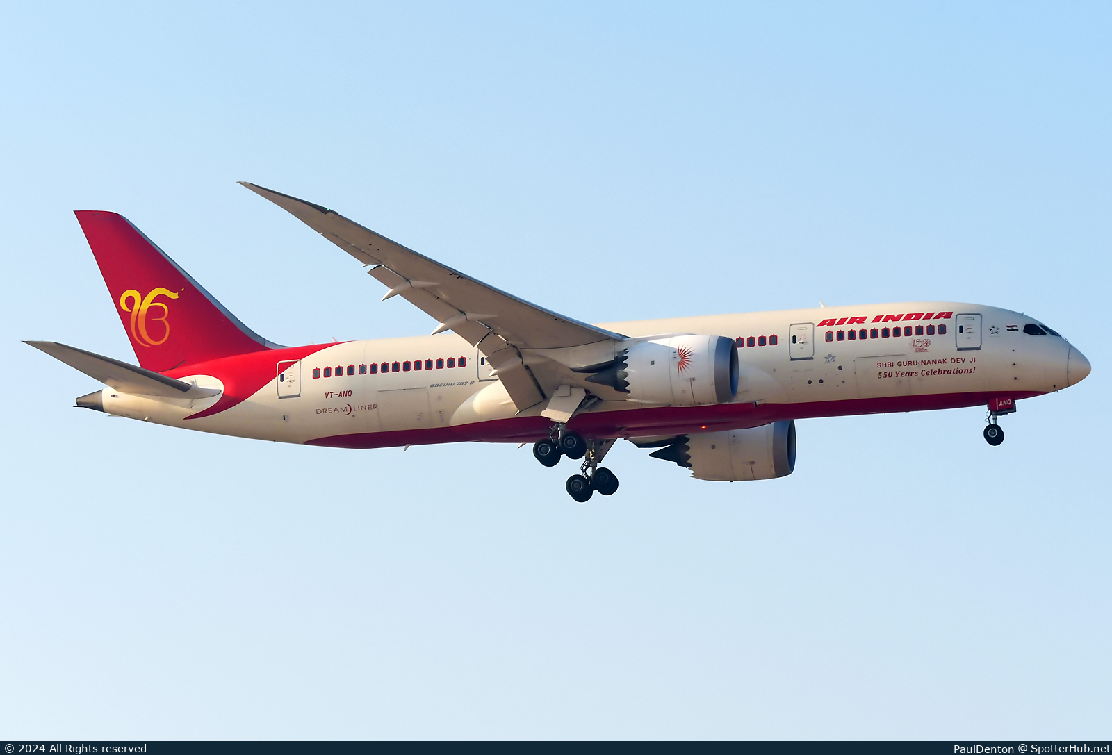 Photo of VT-ANQ - Boeing 787-8 Dreamliner operated by Air India