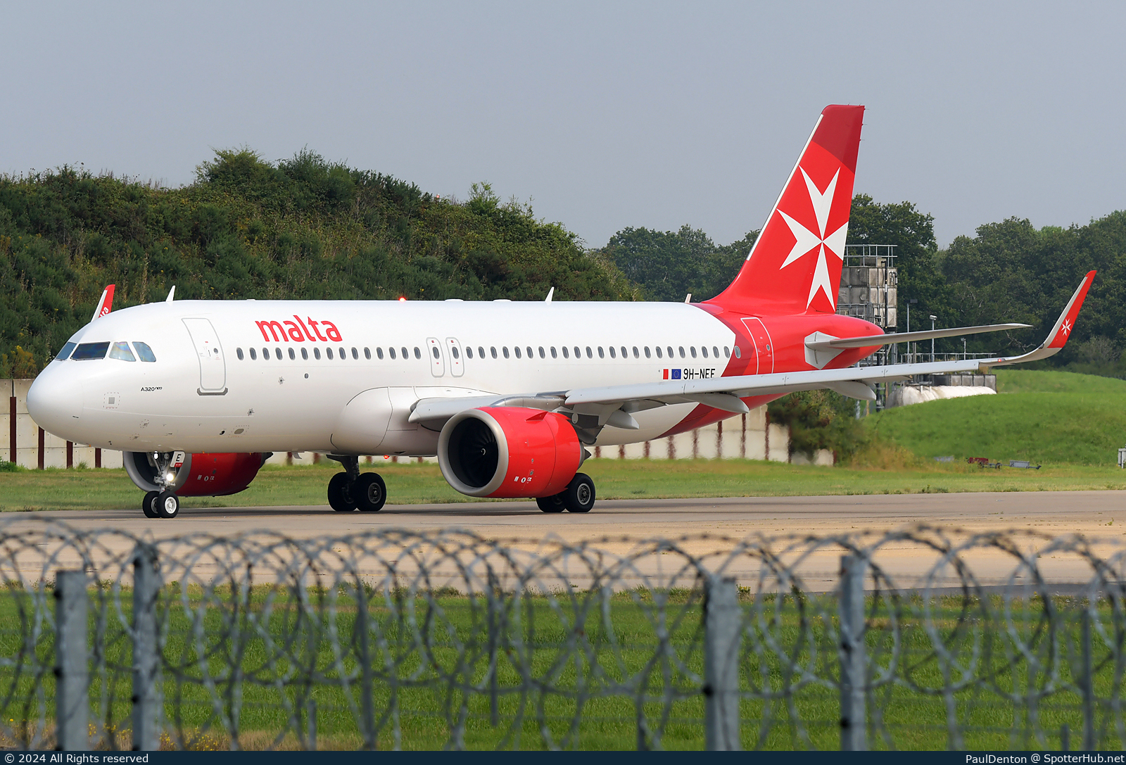 Photo of 9H-NEE - Airbus A320-251N operated by KM Malta Airlines