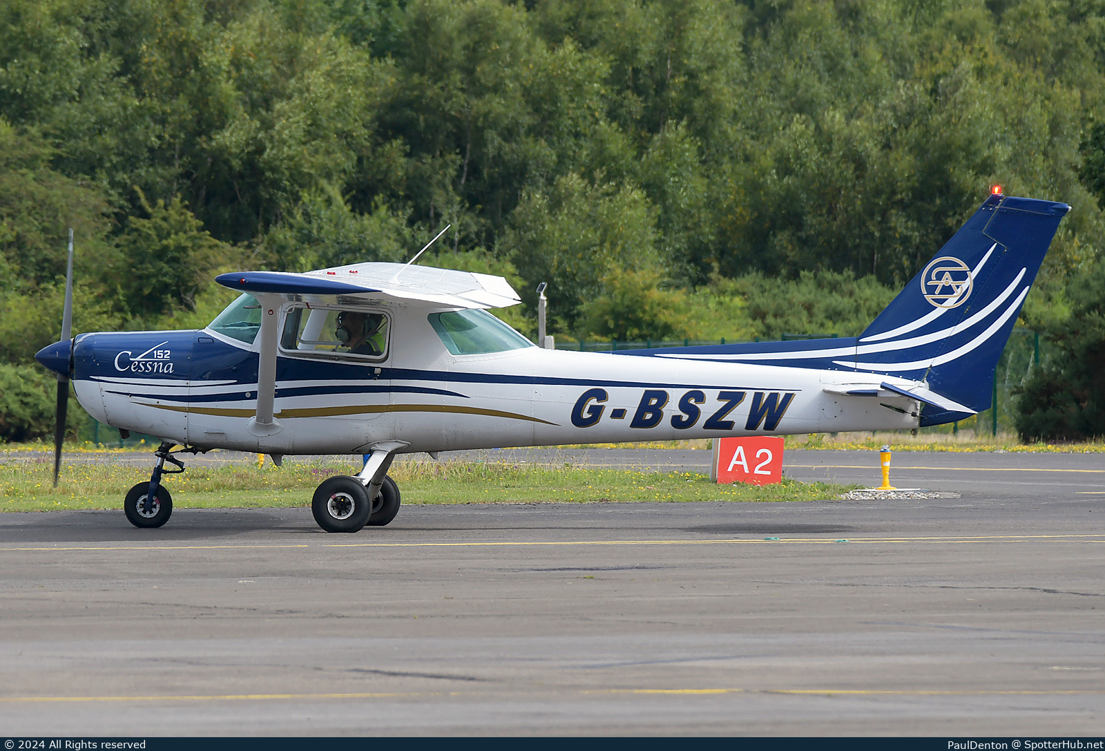 Photo of G-BSZW - Cessna 152 operated by SEMET Aviation
