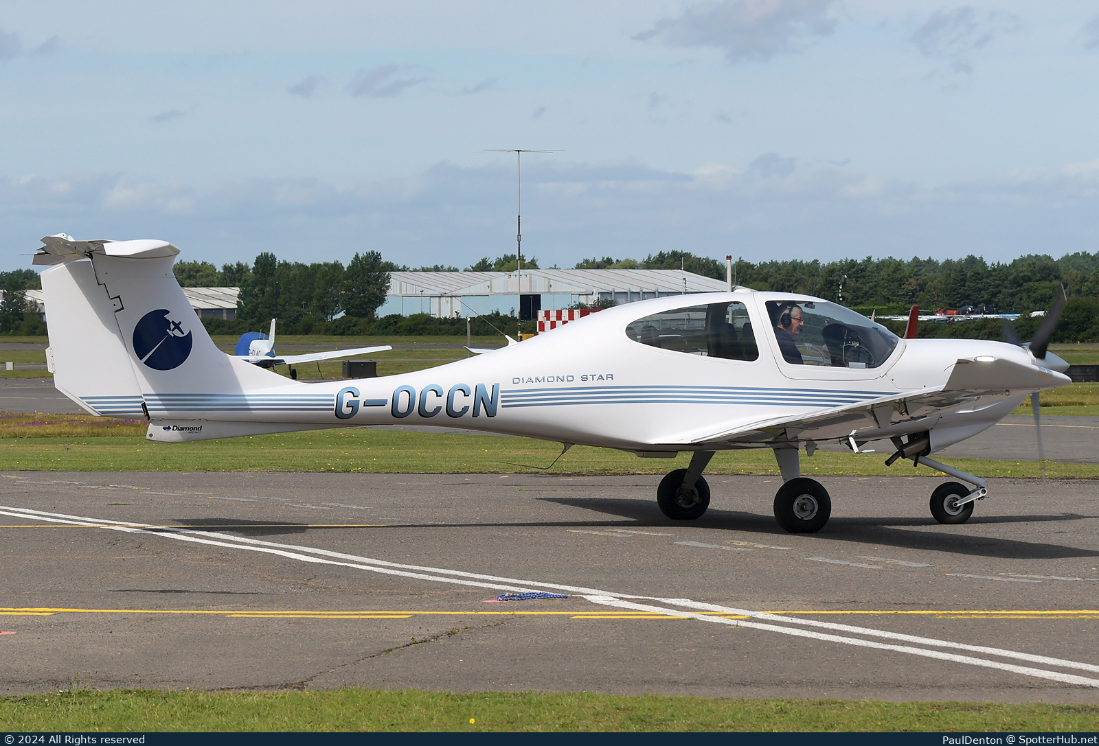 Photo of G-OCCN - Diamond DA40 Diamond Star TDI operated by Blackbushe Aviation