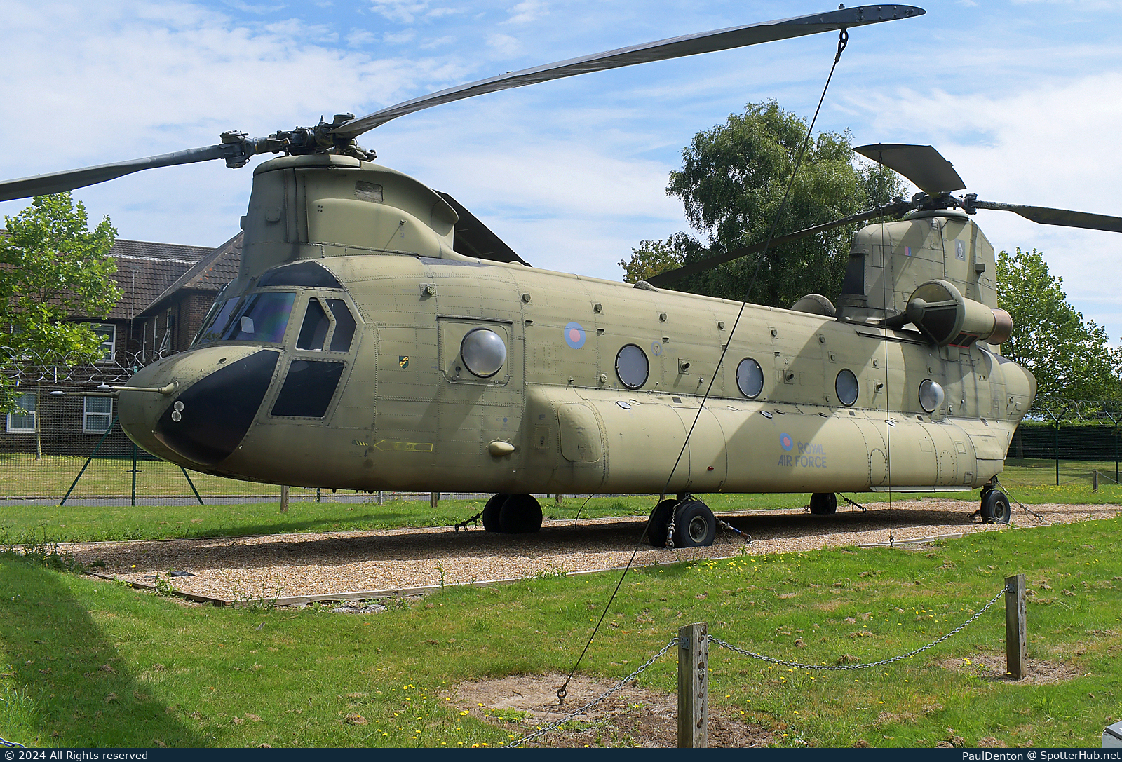 Photo of 03-08003 - Boeing Vertol CH-47F Chinook