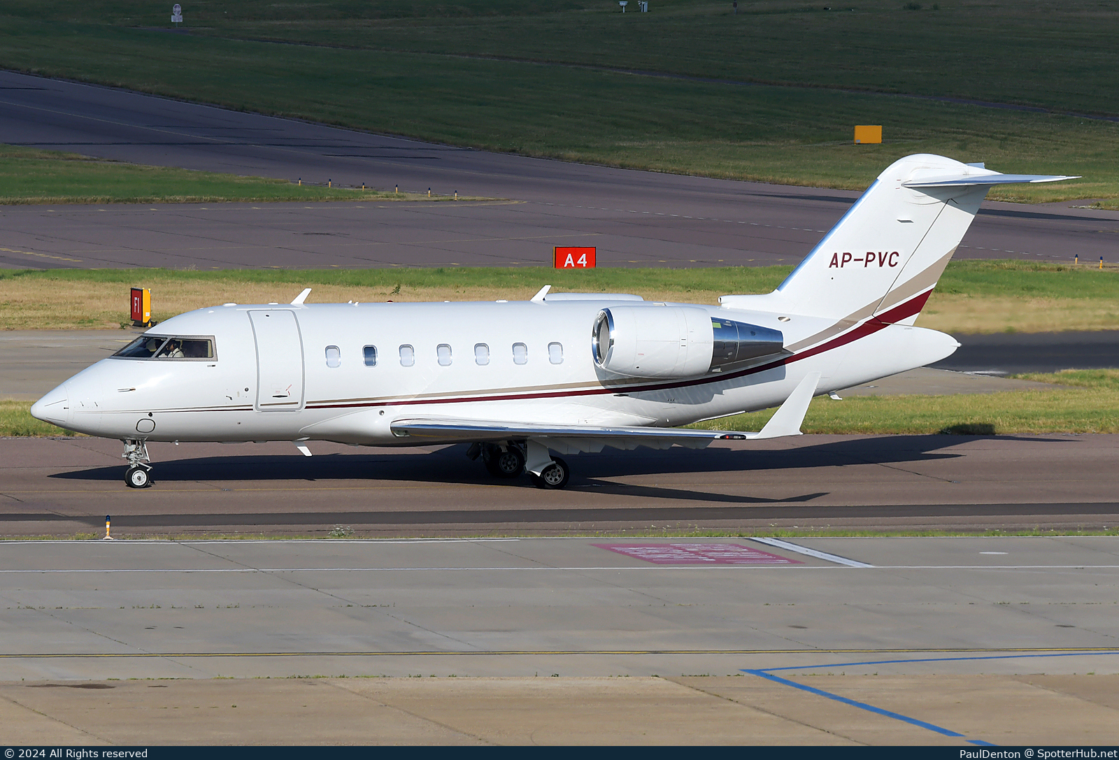 Photo of AP-PVC - Bombardier Challenger 605 operated by Private
