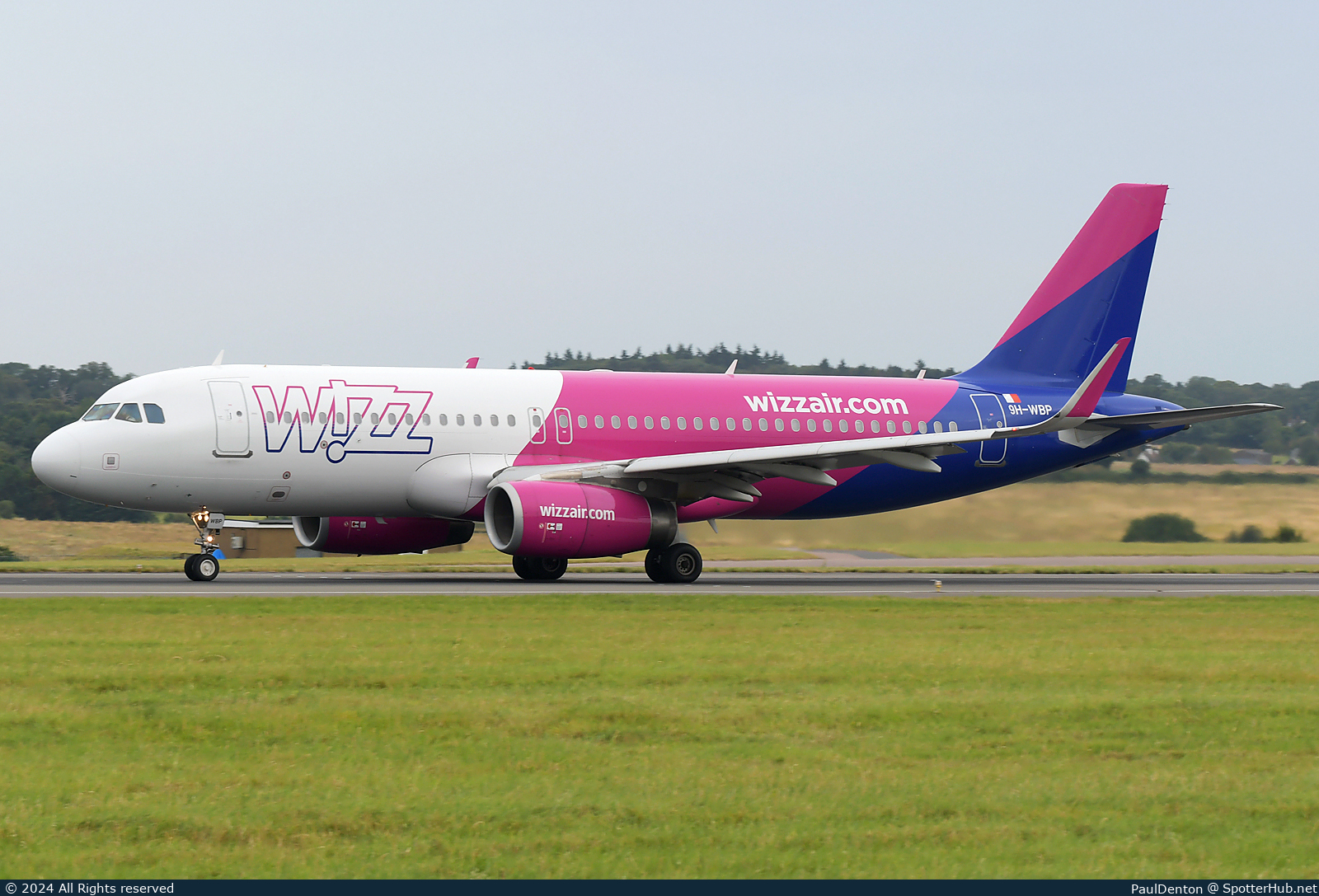 Photo of 9H-WBP - Airbus A320-232 operated by Wizz Air Malta