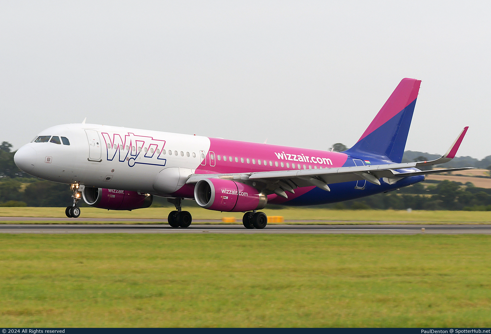 Photo of HA-LYG - Airbus A320-232 operated by Wizz Air