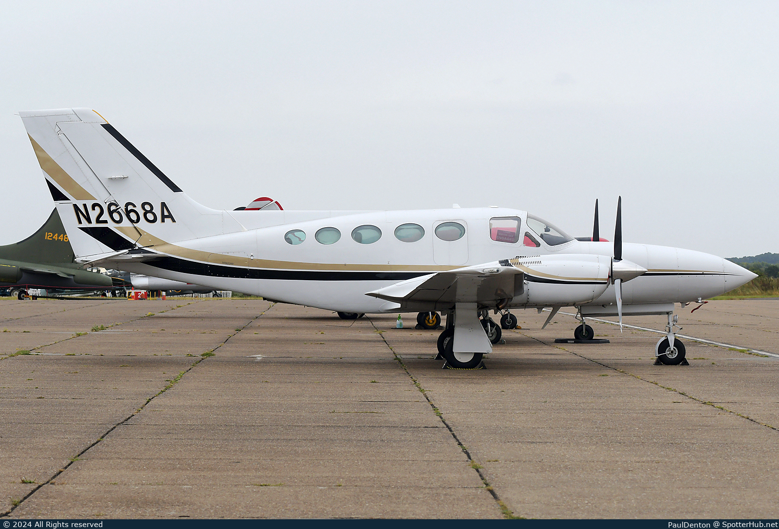Photo of N2668A - Cessna 421C Golden Eagle II operated by Private