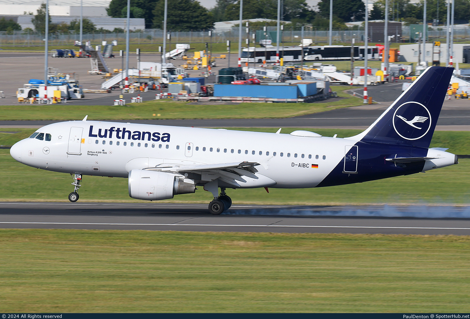 Photo of D-AIBC - Airbus A319-112 operated by Lufthansa