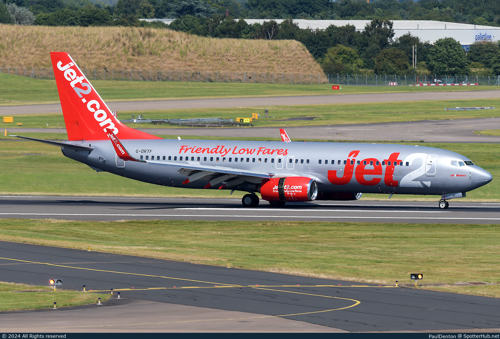 Photo of G-DRTF - Boeing 737-85P operated by Jet2
