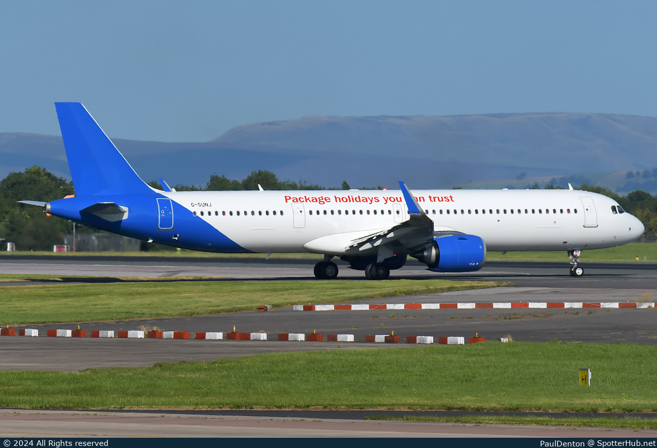 Photo of G-SUNJ - Airbus A321-251NX operated by Jet2