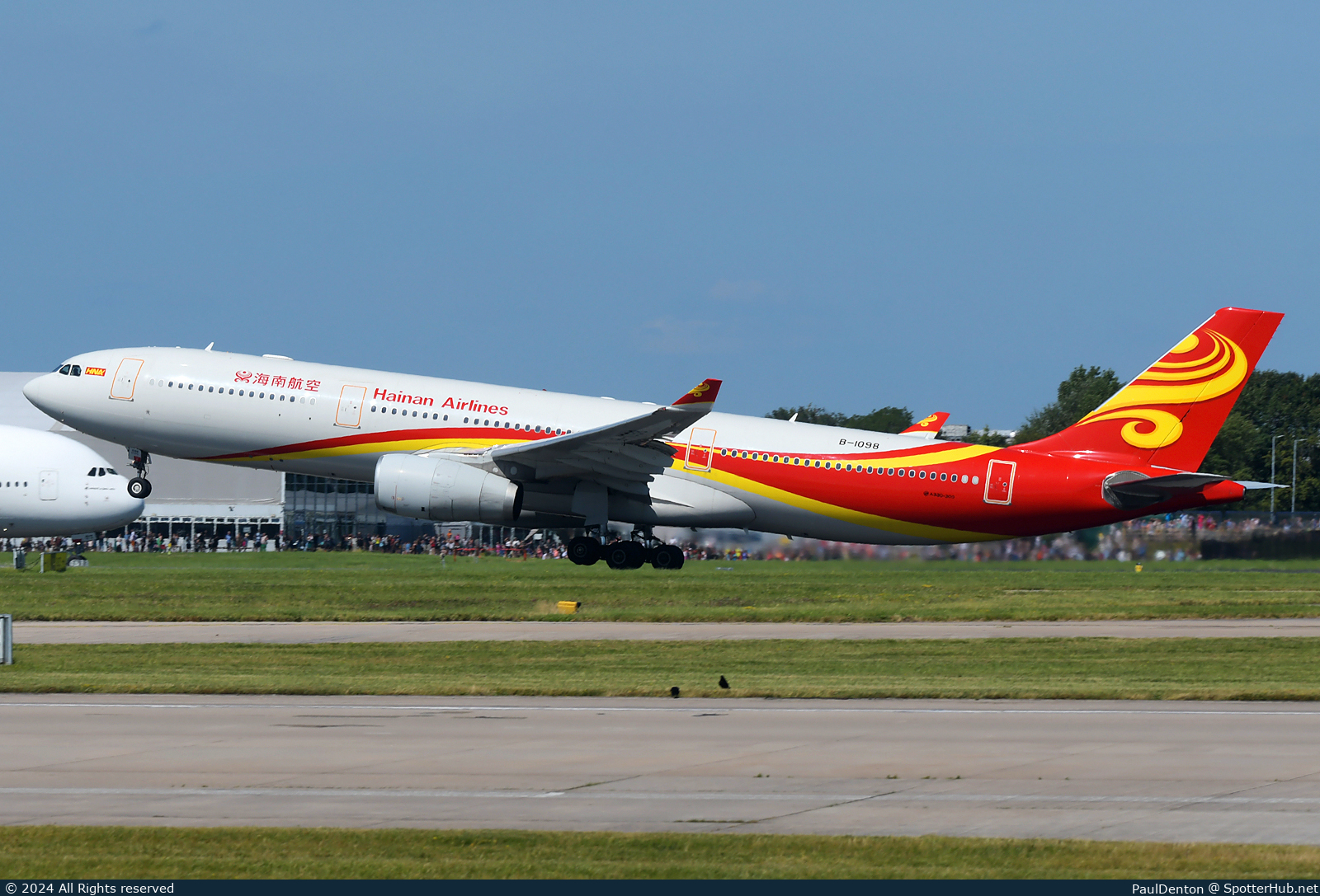 Photo of B-1098 - Airbus A330-343 operated by Hainan Airlines