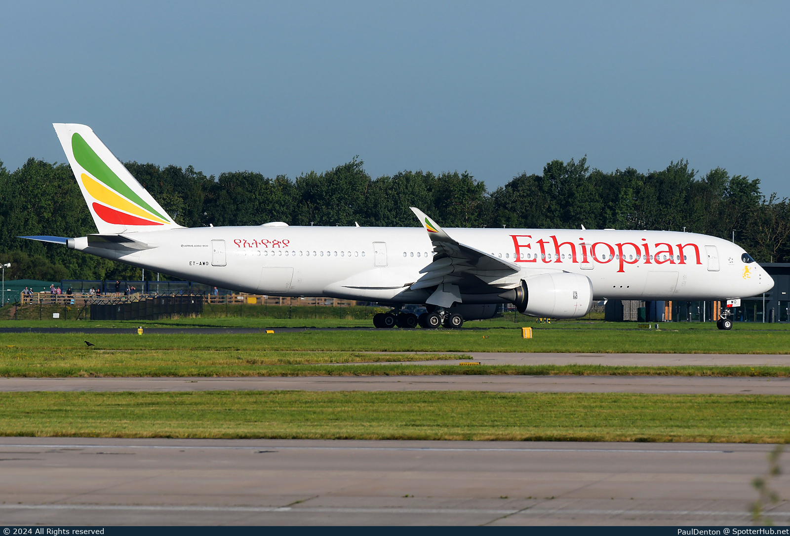 Photo of ET-AWO - Airbus A350-941 operated by Ethiopian Airlines