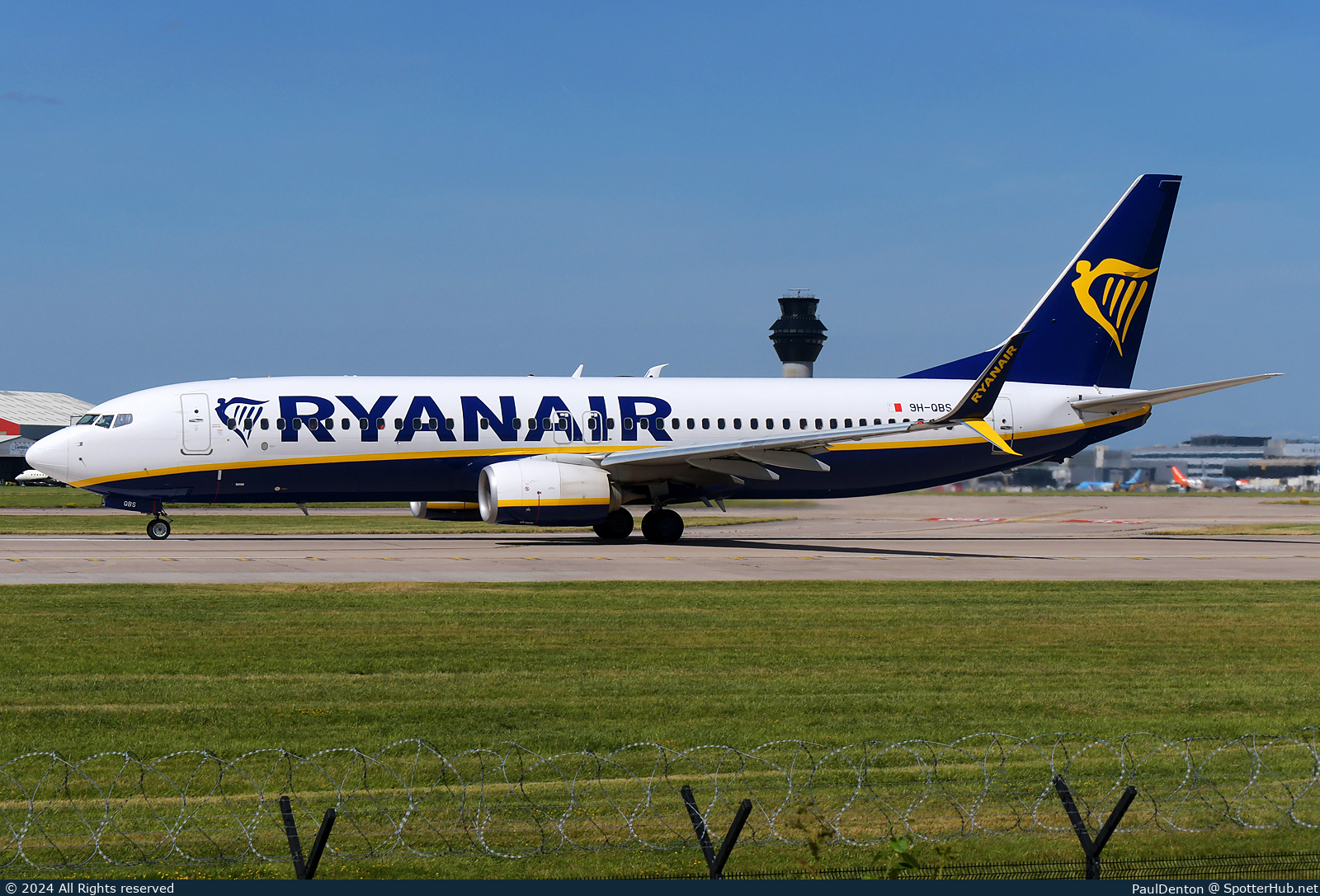 Photo of 9H-QBS - Boeing 737-8AS operated by Ryanair (opb Malta Air)