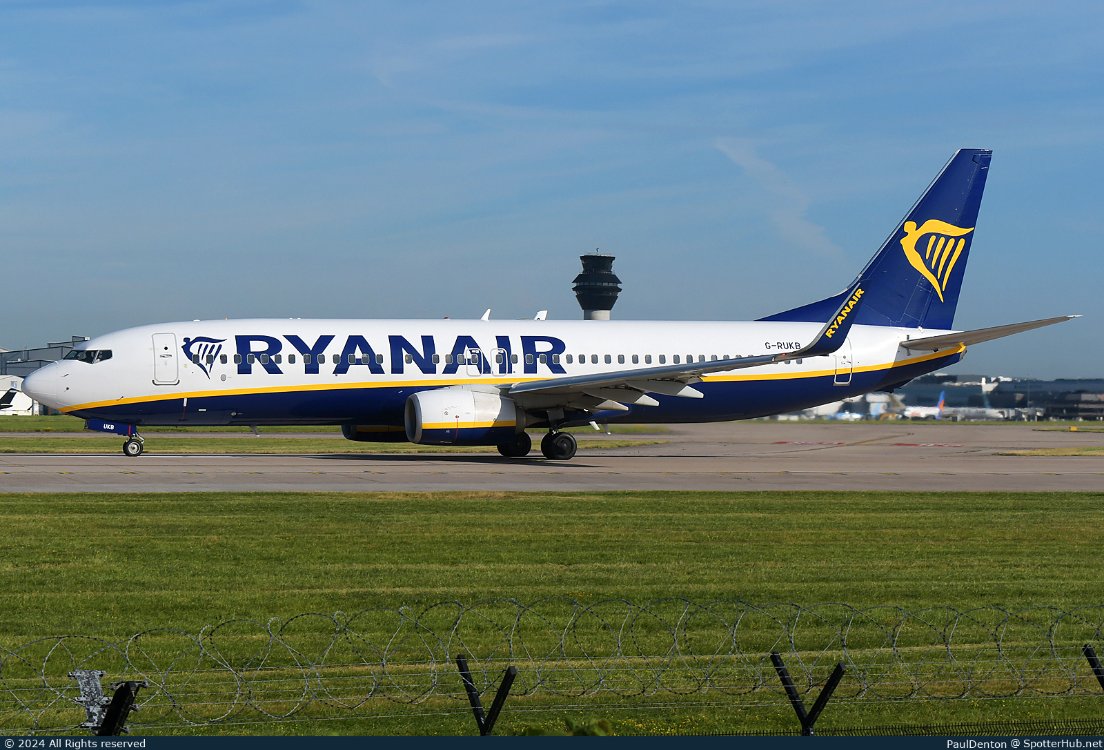 Photo of G-RUKB - Boeing 737-8AS operated by Ryanair UK