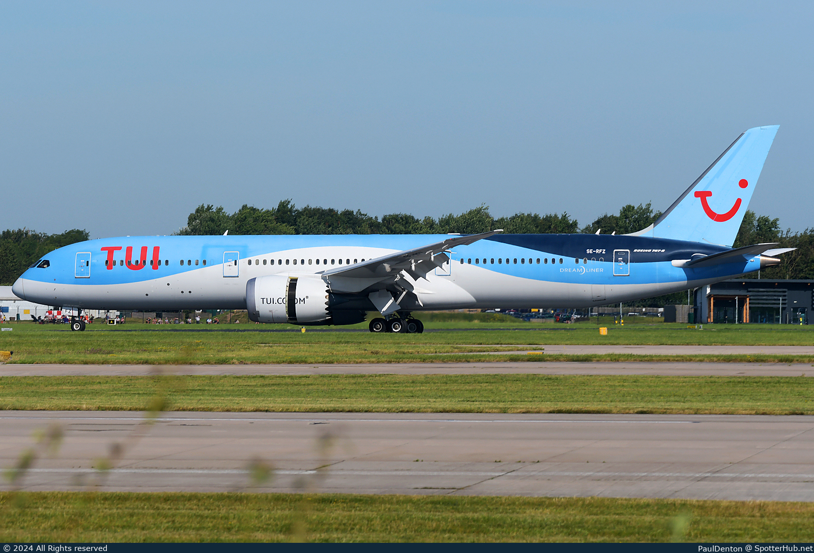 Photo of SE-RFZ - Boeing 787-9 Dreamliner operated by TUIfly Nordic
