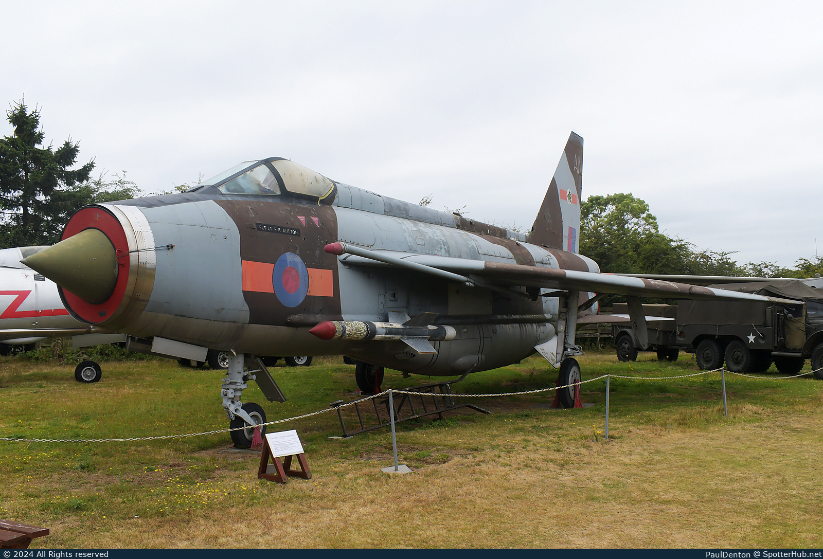 Photo of XR771 - English Electric Lightning F.6 operated by Royal Air Force