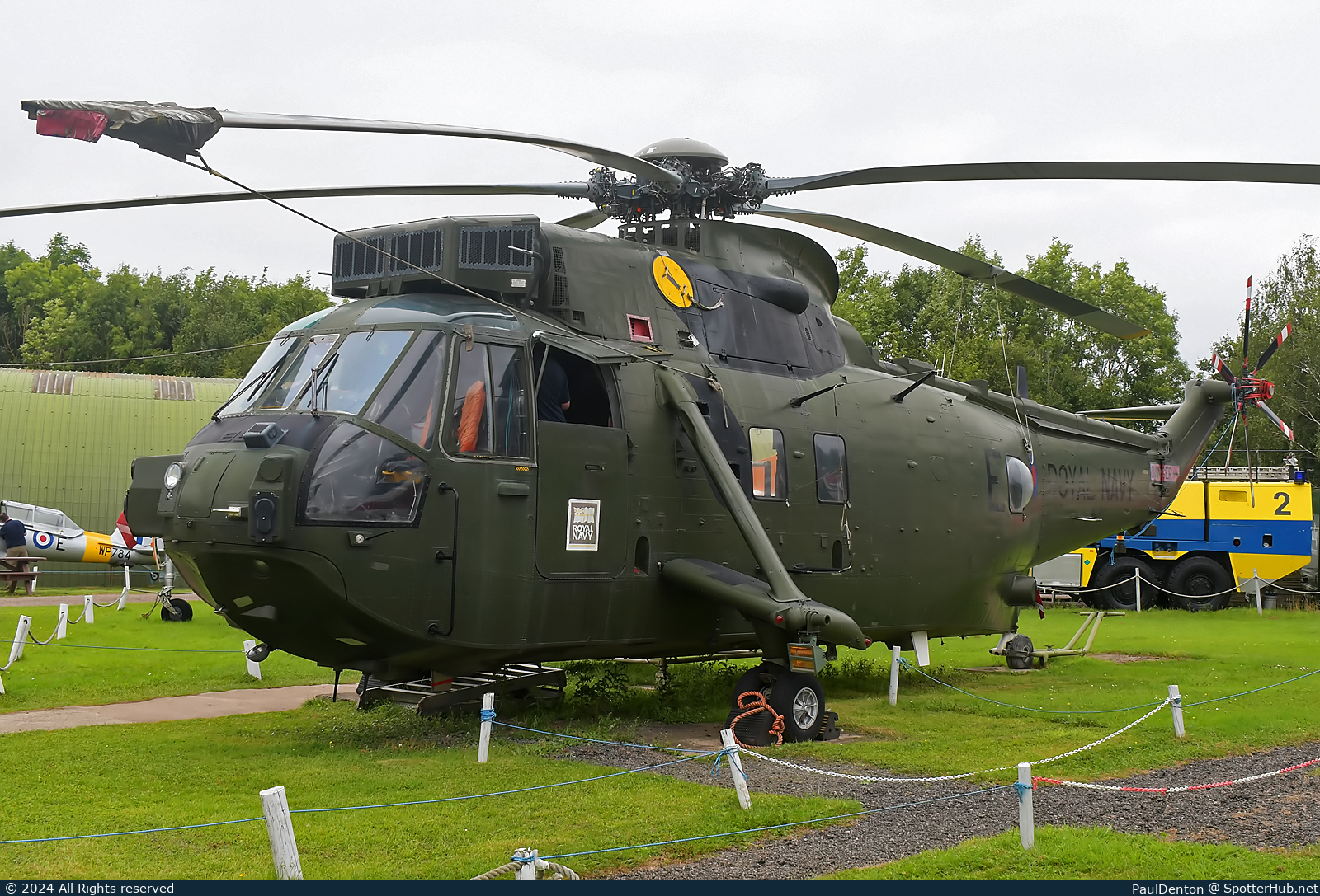 Photo of ZD477 - Westland Sea King HC.4 operated by Royal Navy