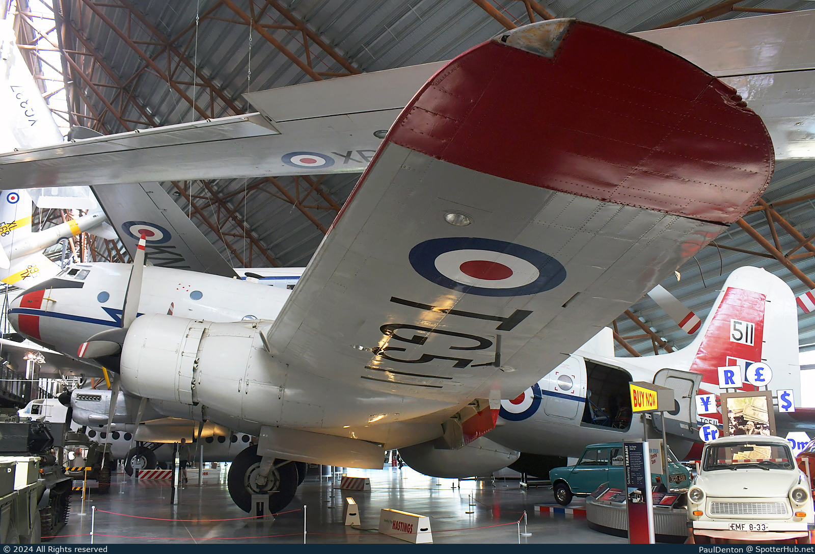 Photo of TG511 - Handley Page HP.67 Hastings T.5 operated by Royal Air Force