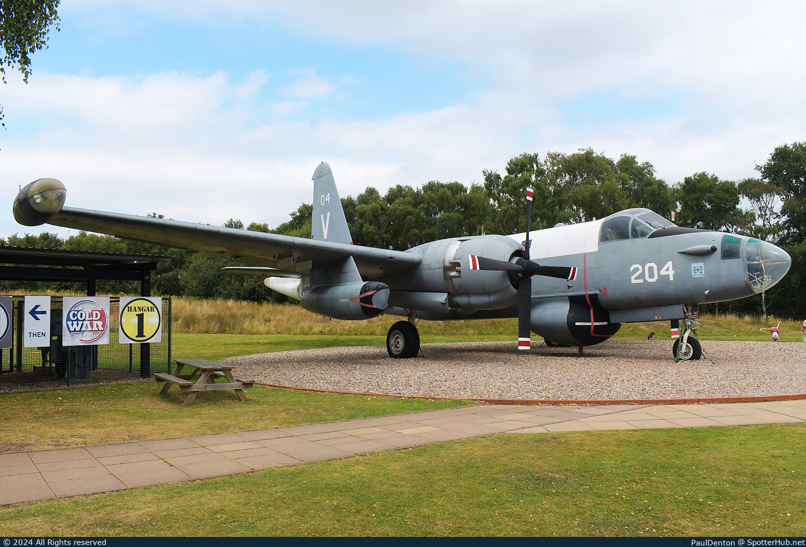 Photo of 204 - Lockheed SP-2H Neptune operated by Royal Netherlands Navy