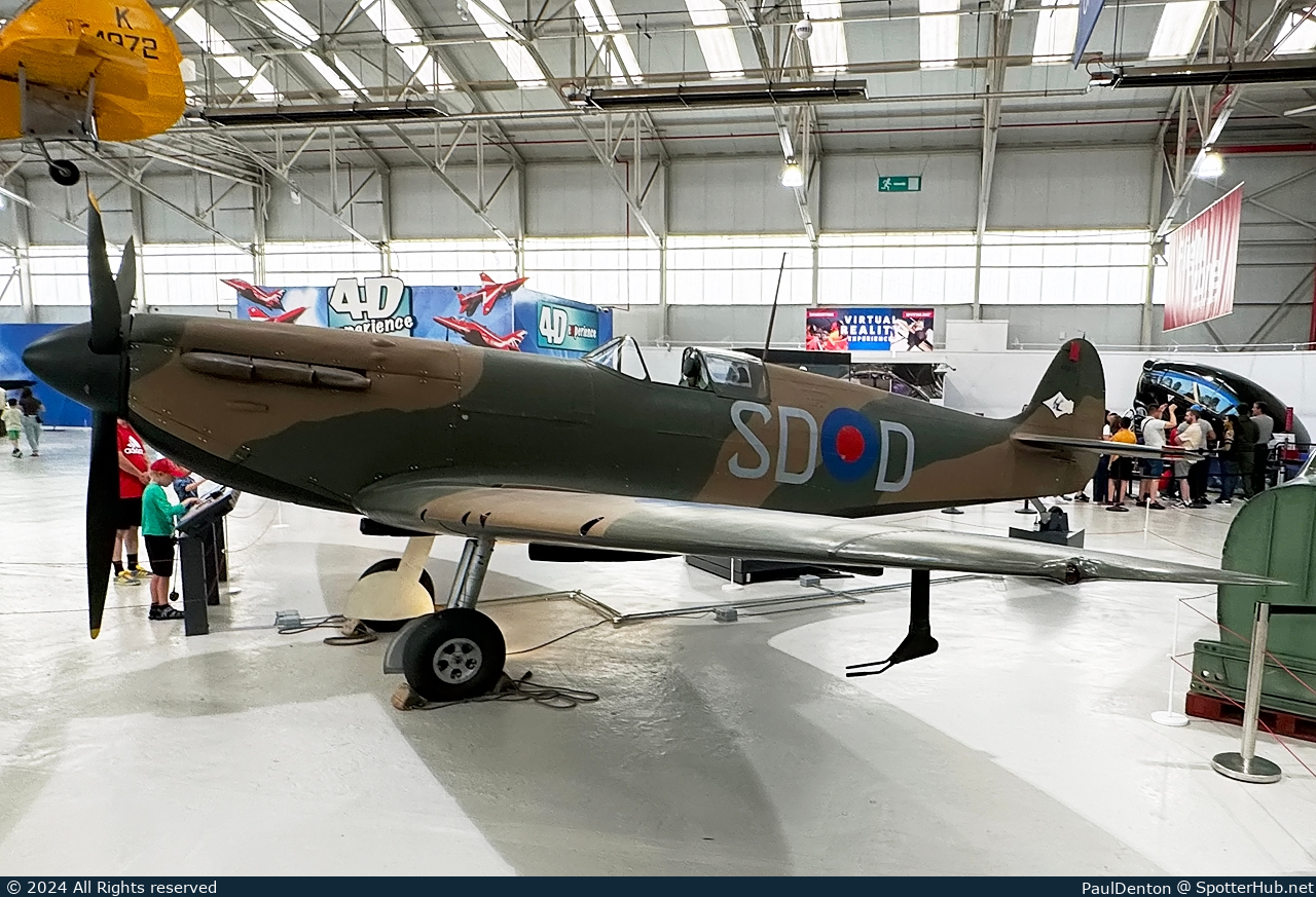 Photo of K9942 - Supermarine 300 Spitfire Mk.I operated by Royal Air Force