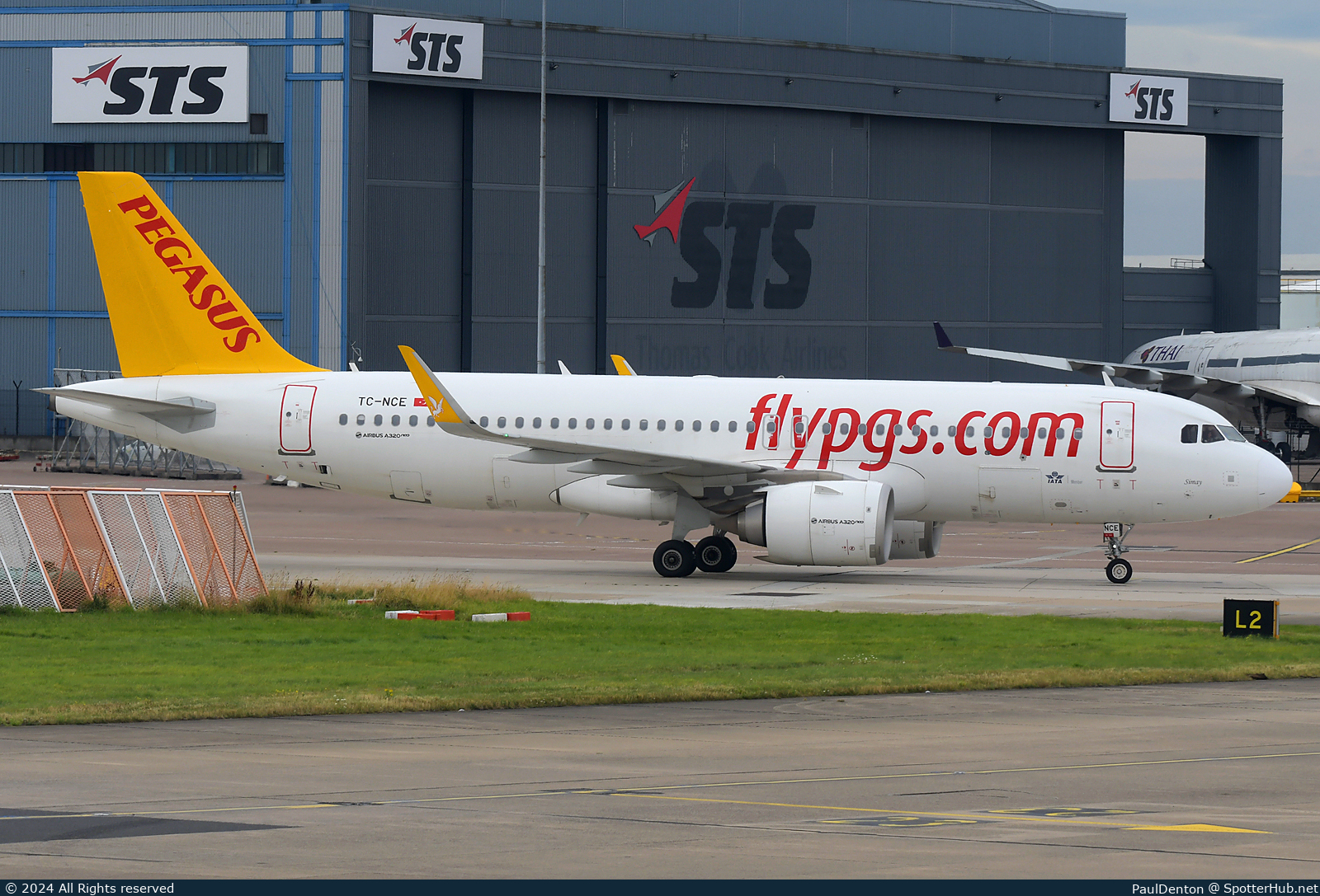 Photo of TC-NCE - Airbus A320-251N operated by Pegasus Airlines