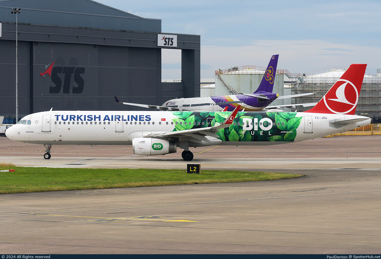 Photo of TC-JSU - Airbus A321-231 operated by Turkish Airlines