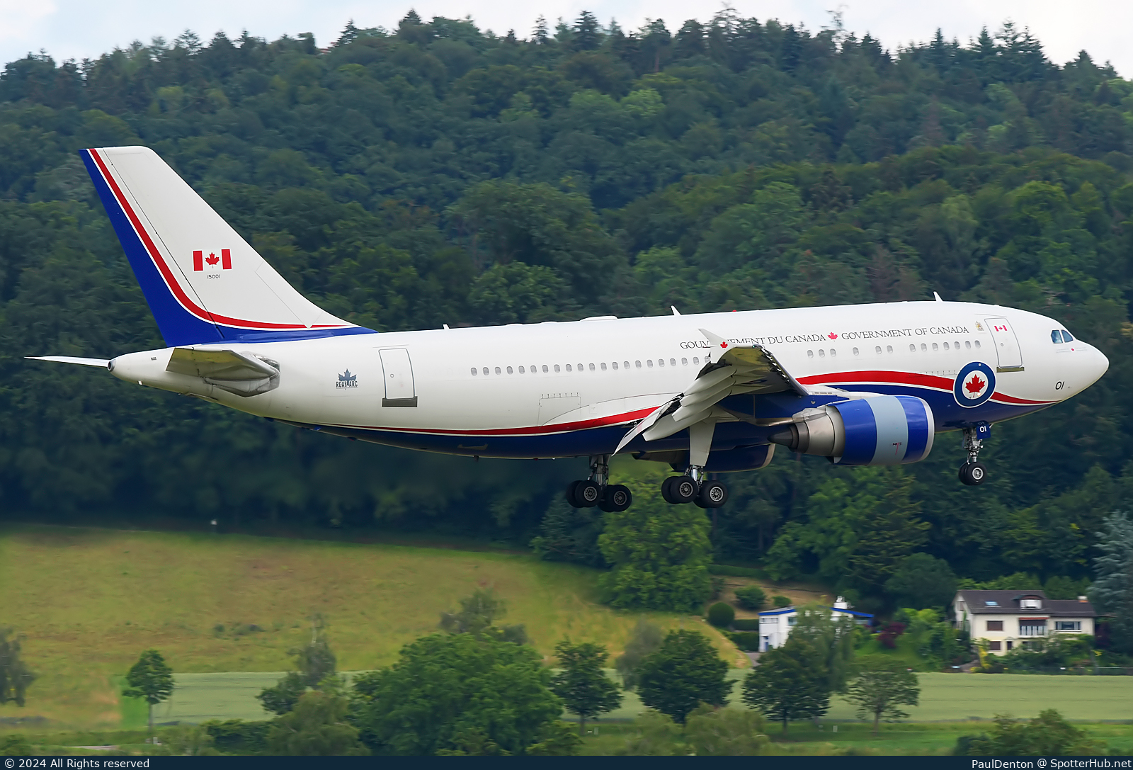 Photo of 15001 - Airbus CC-150 Polaris operated by Royal Canadian Air Force