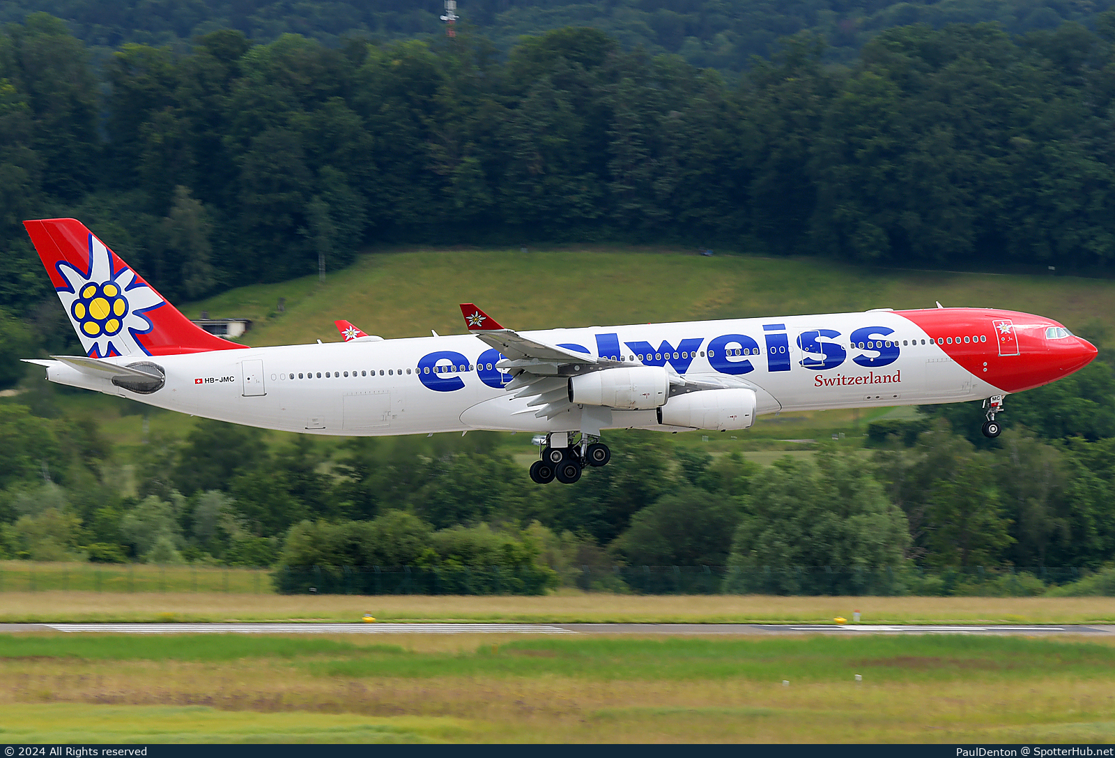 Photo of HB-JMC - Airbus A340-313 operated by Edelweiss Air