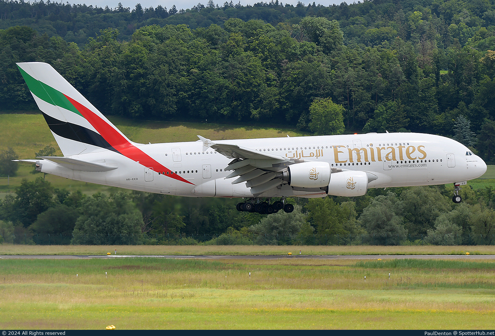 Photo of A6-EOD - Airbus A380-861 operated by Emirates