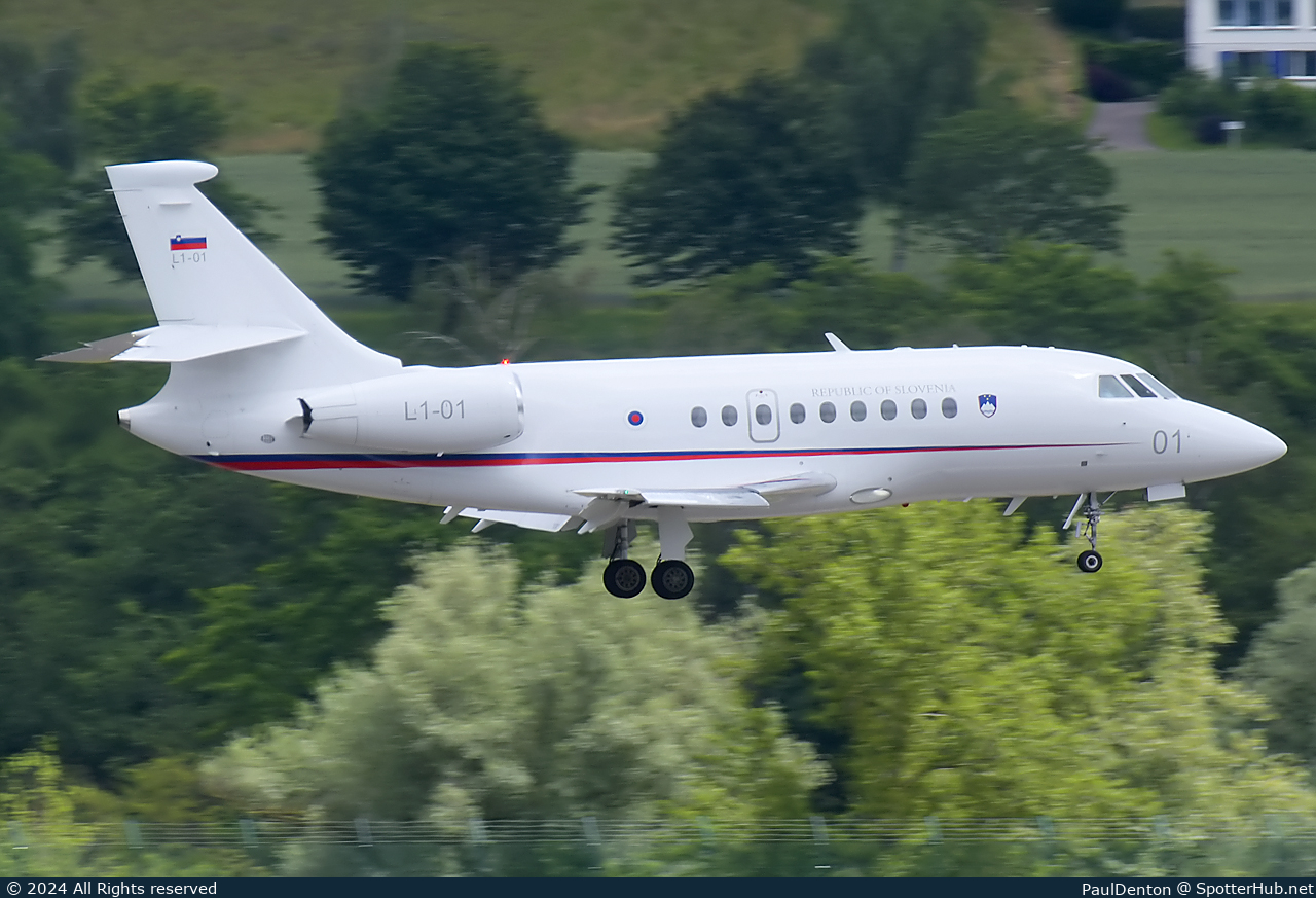 Photo of L1-01 - Dassault Falcon 2000EX operated by Slovenian Air Force