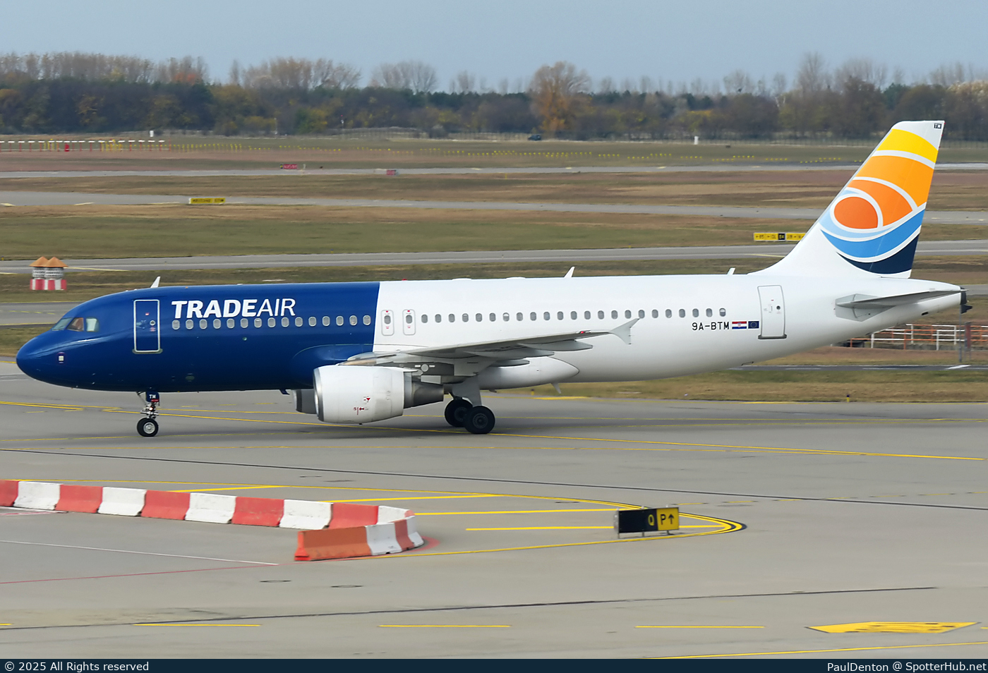 Photo of 9A-BTM - Airbus A320-216 operated by Trade Air