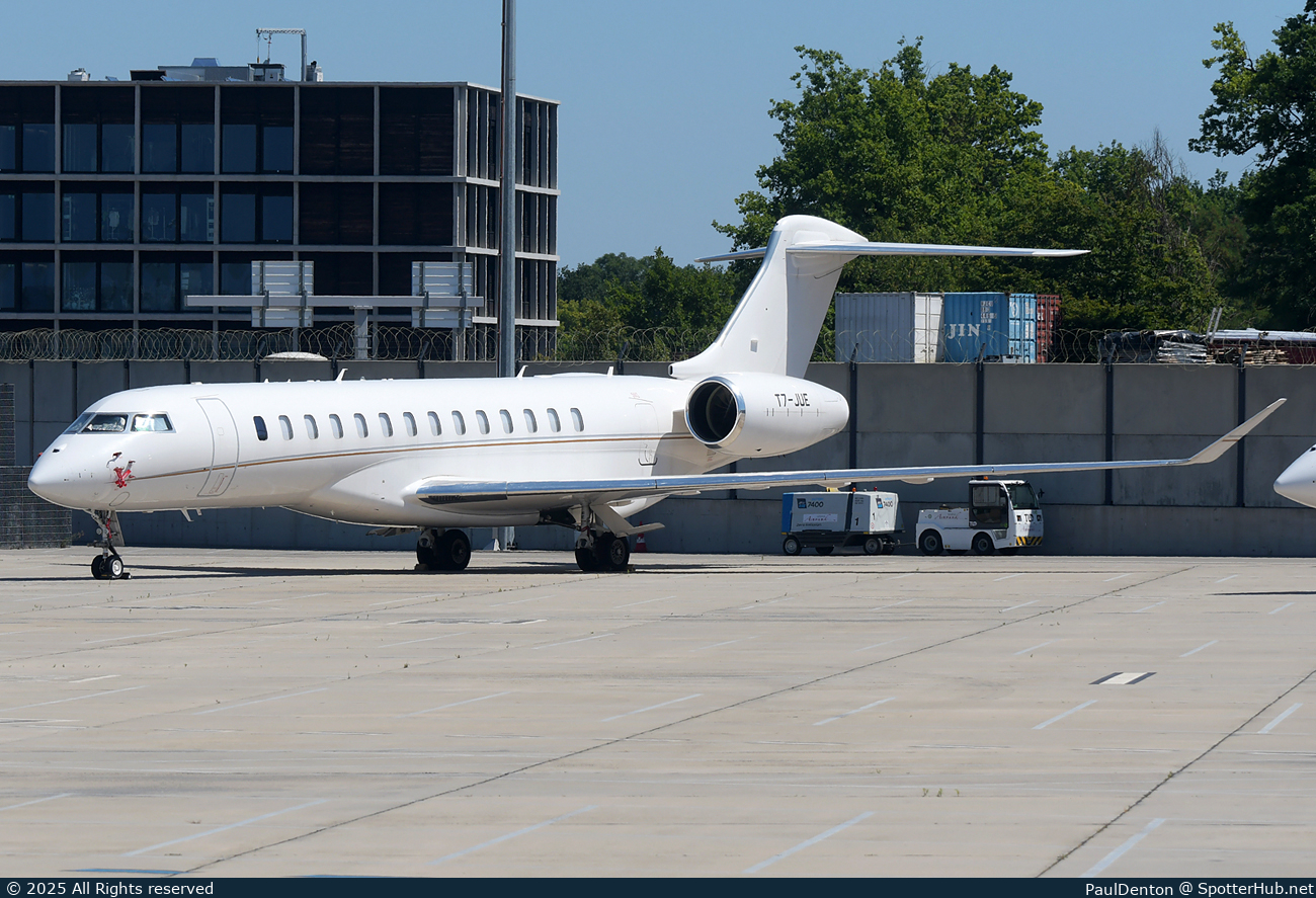 Photo of T7-JUE - Bombardier Global 7500 operated by Lily Jet San Marino