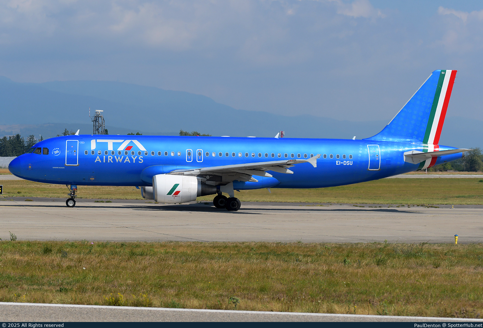 Photo of EI-DSU - Airbus A320-216 operated by ITA Airways