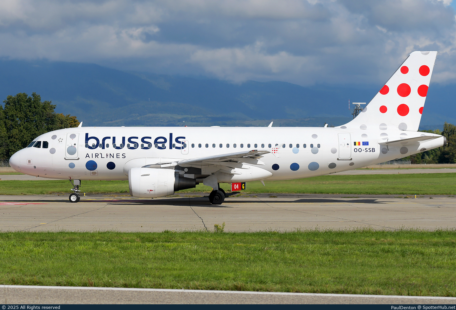 Photo of OO-SSB - Airbus A319-111 operated by Brussels Airlines