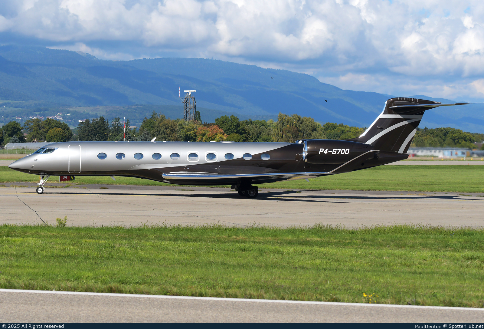 Photo of P4-G7OO - Gulfstream G700 operated by Global Jet Aruba