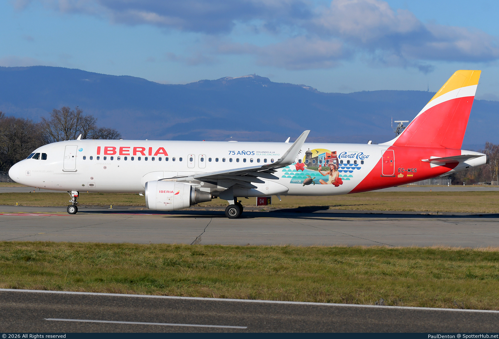 Photo of EC-MCS - Airbus A320-214 operated by Iberia