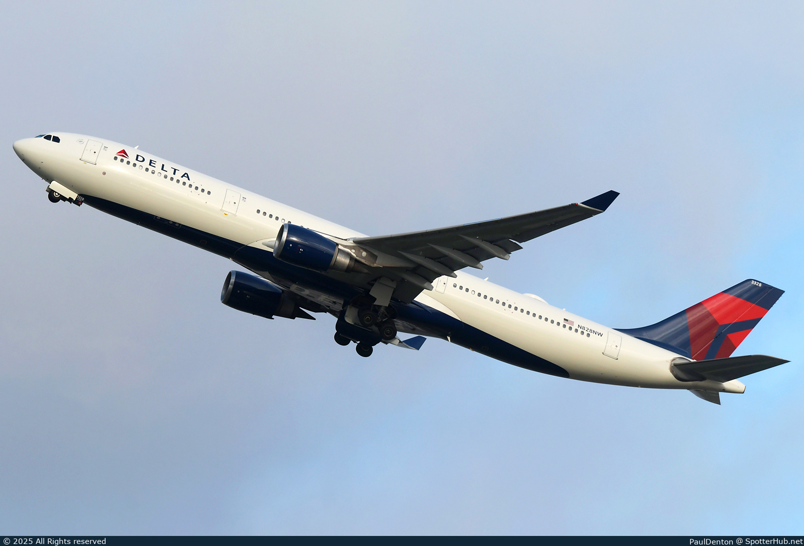 Photo of N828NW - Airbus A330-302 operated by Delta Air Lines