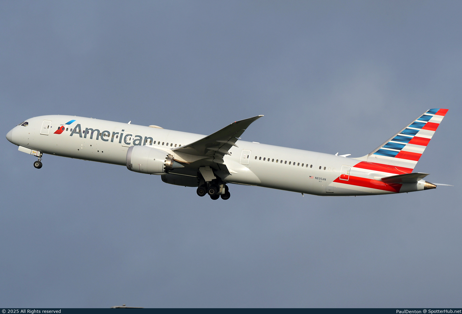 Photo of N835AN - Boeing 787-9 Dreamliner operated by American Airlines