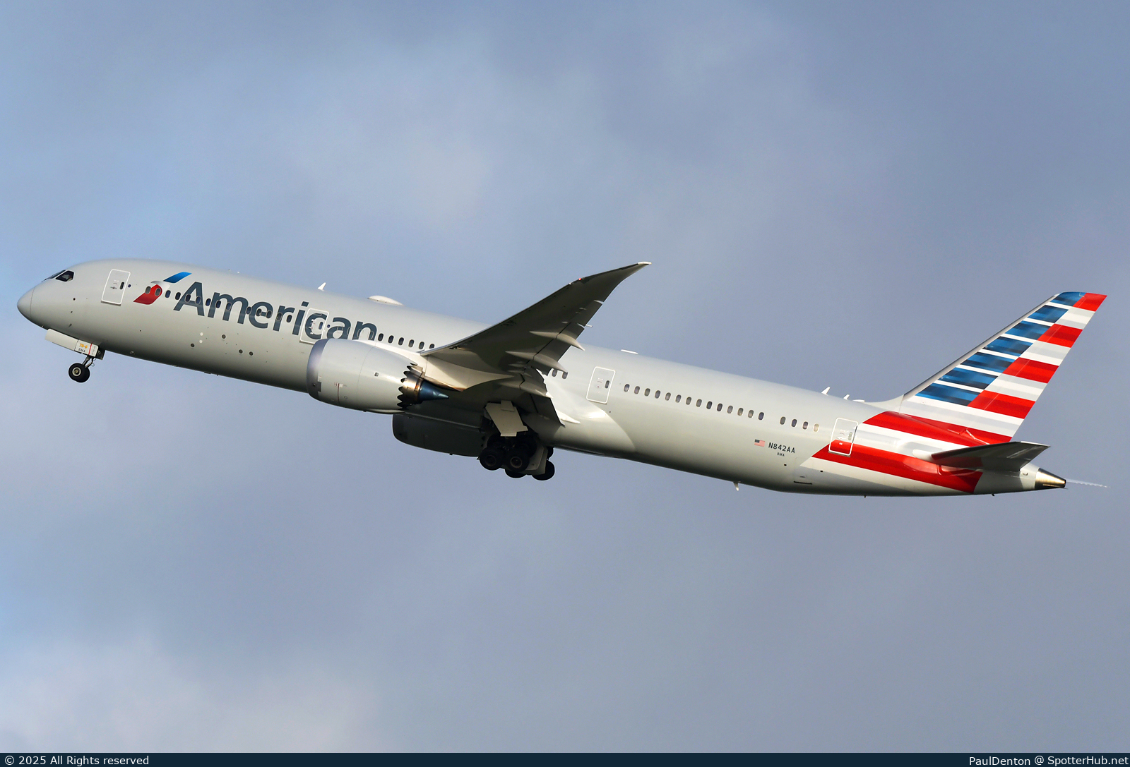 Photo of N842AA - Boeing 787-9 Dreamliner operated by American Airlines